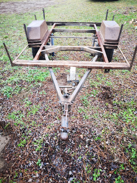 Utánfutó – kiinduló állapot: alváz