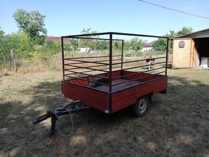 Utánfutó – kész állapot magasító vázzal